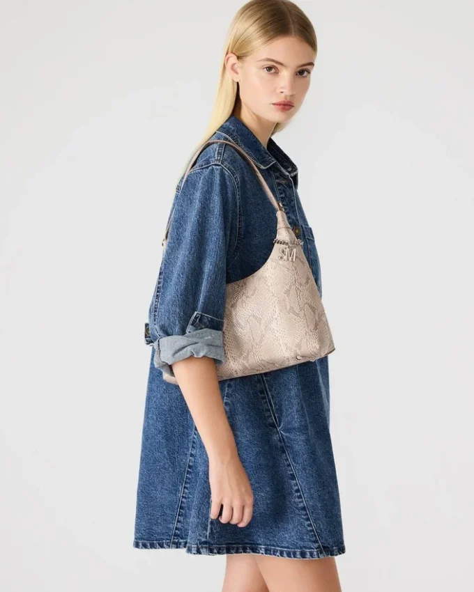 Amari-Tasche Sand Snake