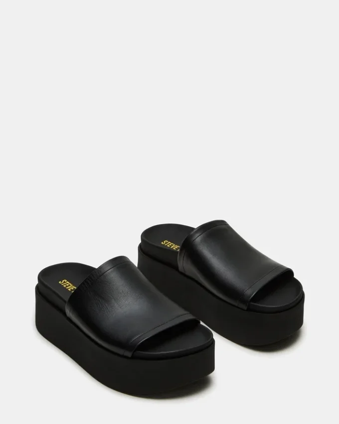 Arwen Schwarzes Leder