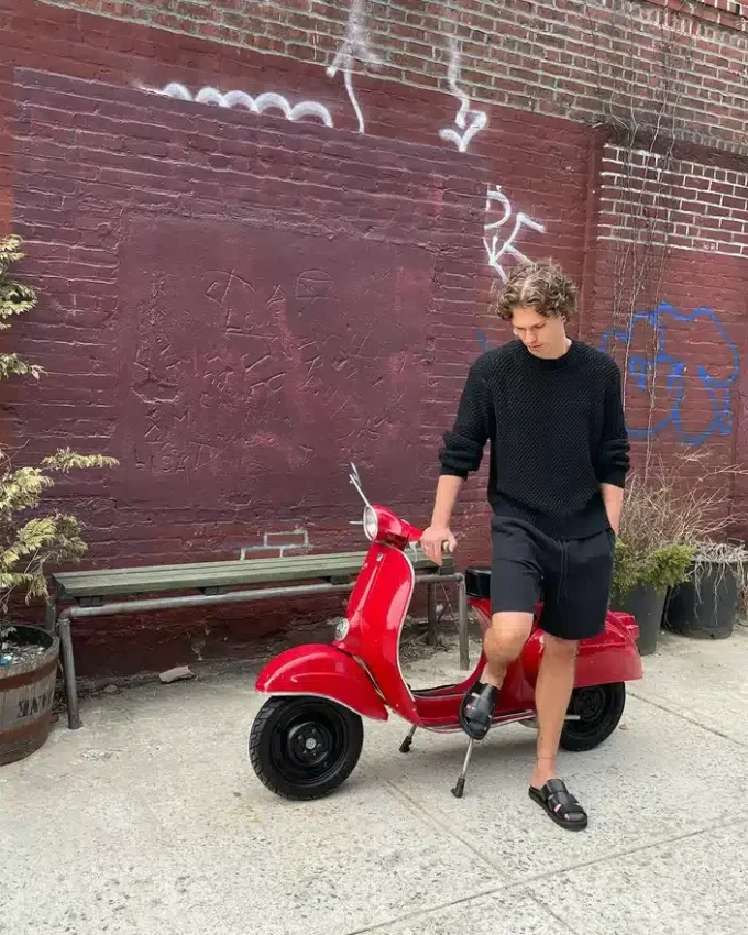 Blazet Schwarzes Leder