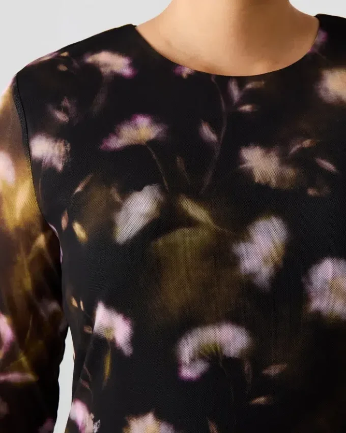 Bliss-Kleid in Schwarz mit zierlichem Blumenmuster