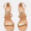 Caliana Gold-Leder Caliana Gold-Leder