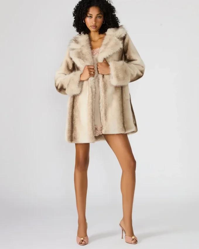 Carmelina-Mantel Multi