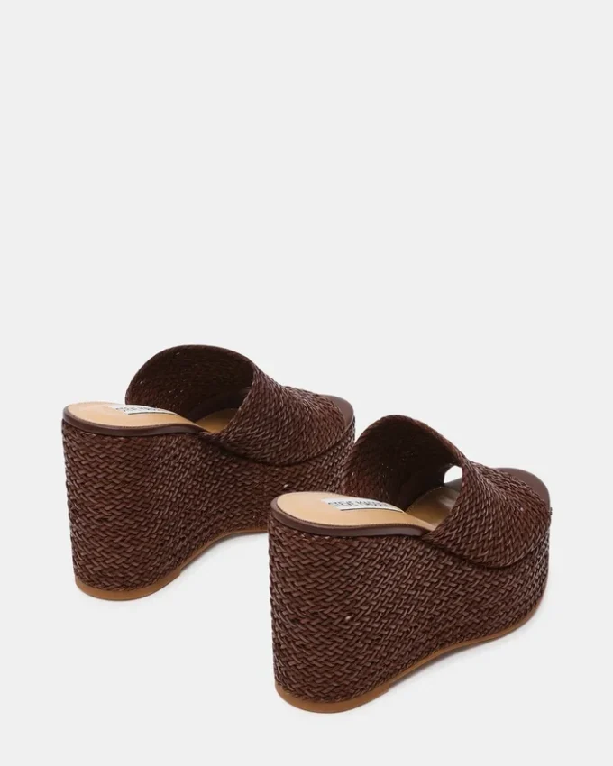 Cassi Braun Cassi Braun