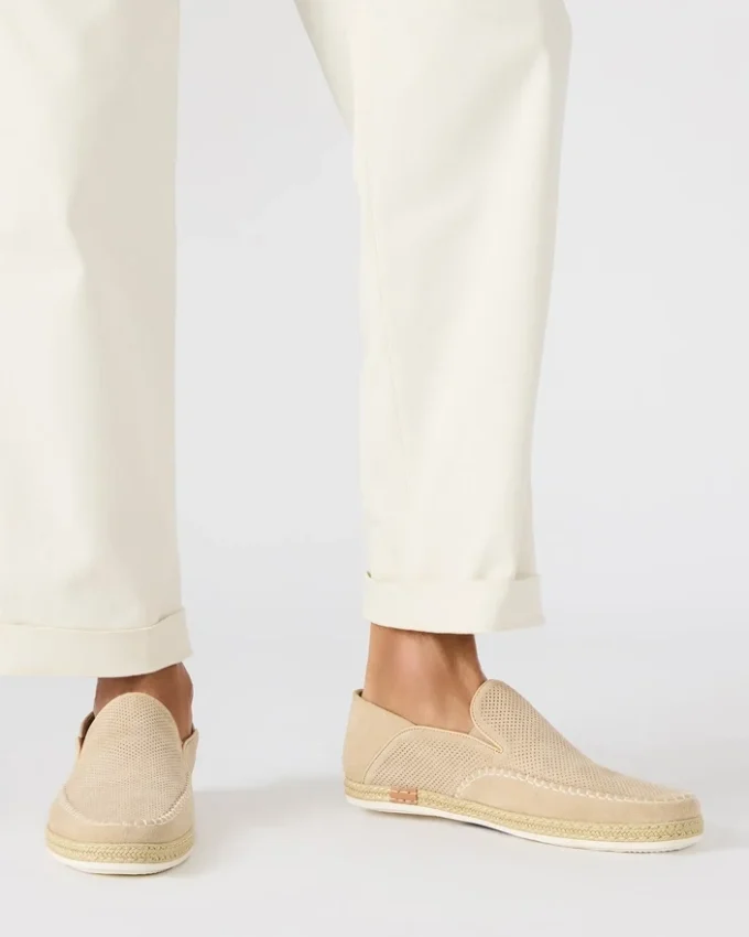 Caydenn Off-White Caydenn Off-White