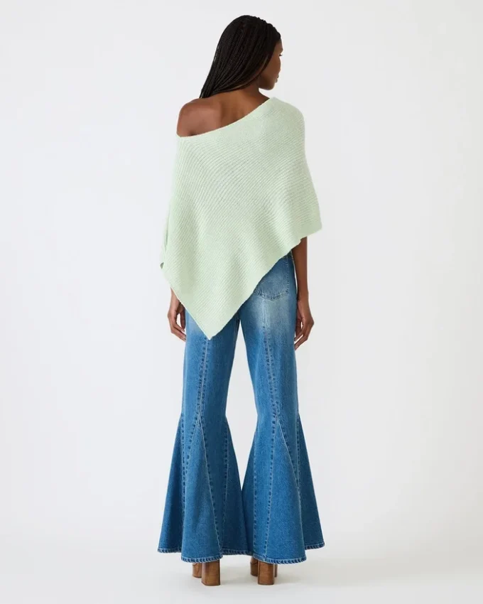 Channing Poncho Bay Green