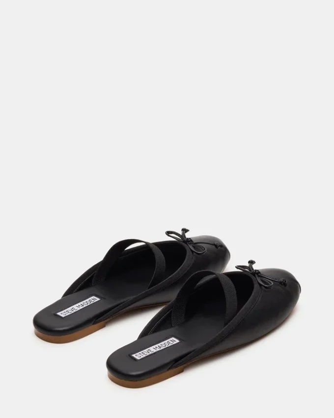 Cutesy Schwarzes Leder Cutesy Schwarzes Leder