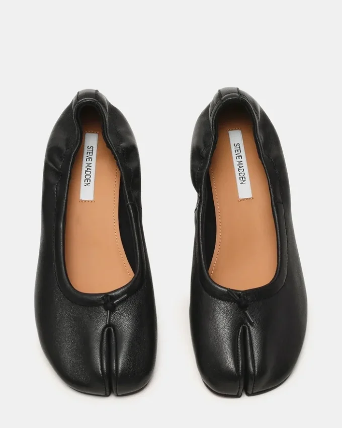 Cyra Schwarzes Leder