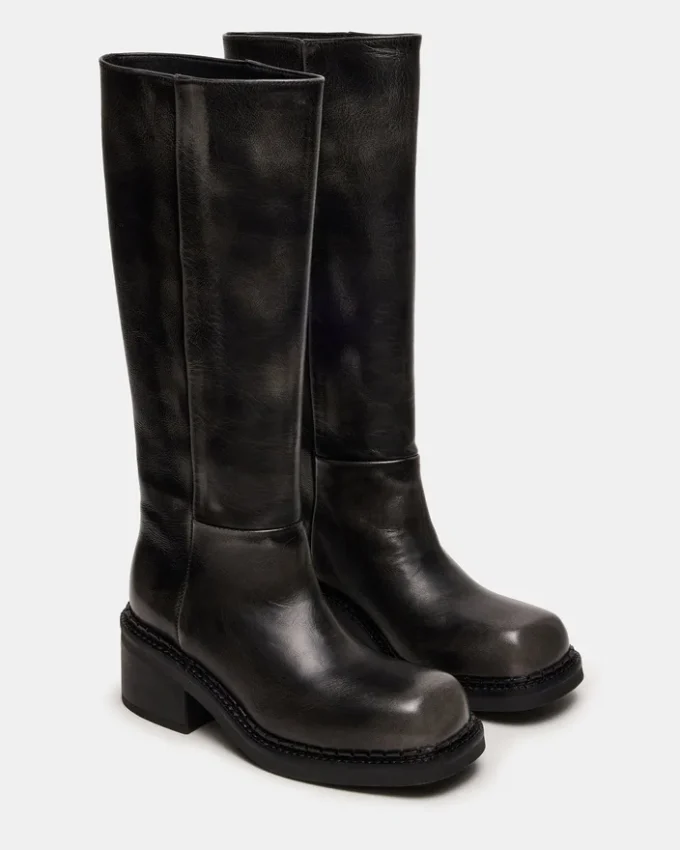 Davos Black Distressed Davos Black Distressed