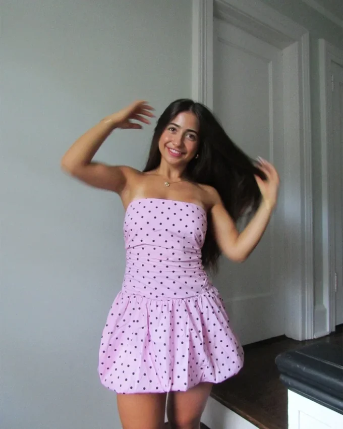 Gigi-Kleid in Rosa Gigi-Kleid in Rosa