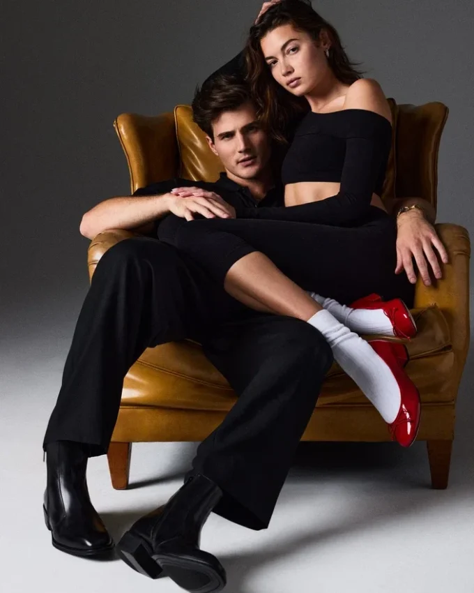 Haynes Schwarzes Leder