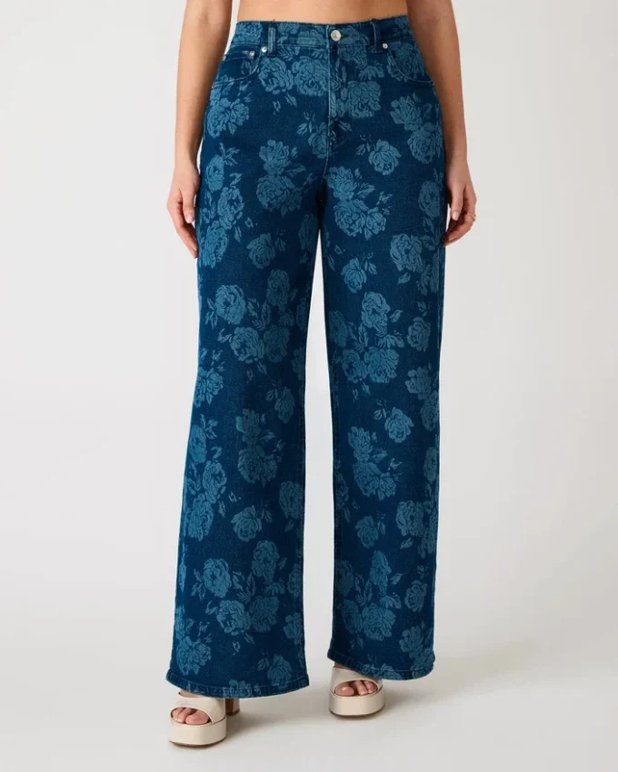 Jaxon Jean Rose Frost Jaxon Jean Rose Frost