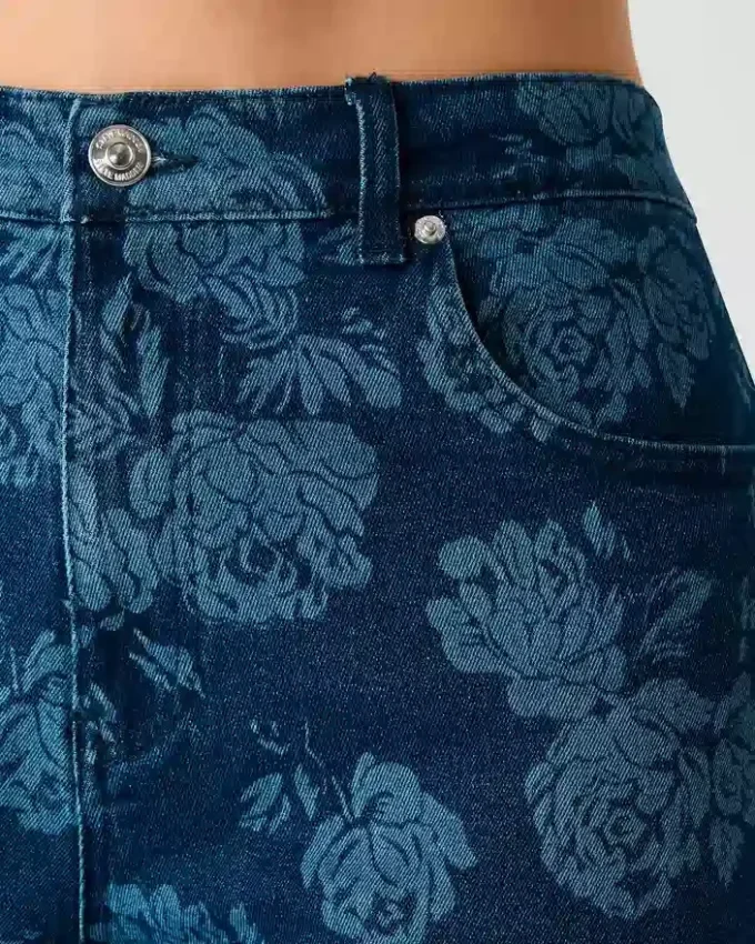 Jaxon Jean Rose Frost Jaxon Jean Rose Frost