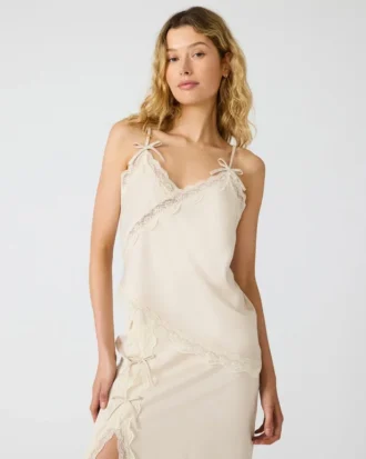 Lakely Top Elfenbein