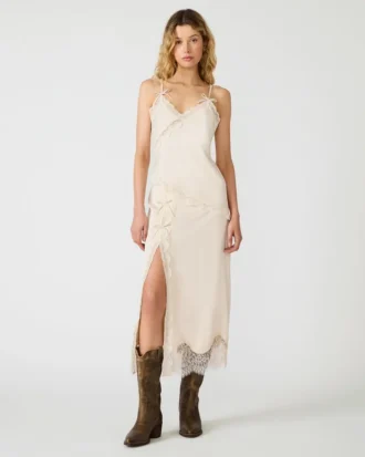 Lakely Top Elfenbein