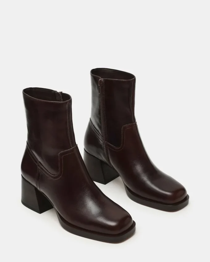 Latches Braunes Leder Latches Braunes Leder