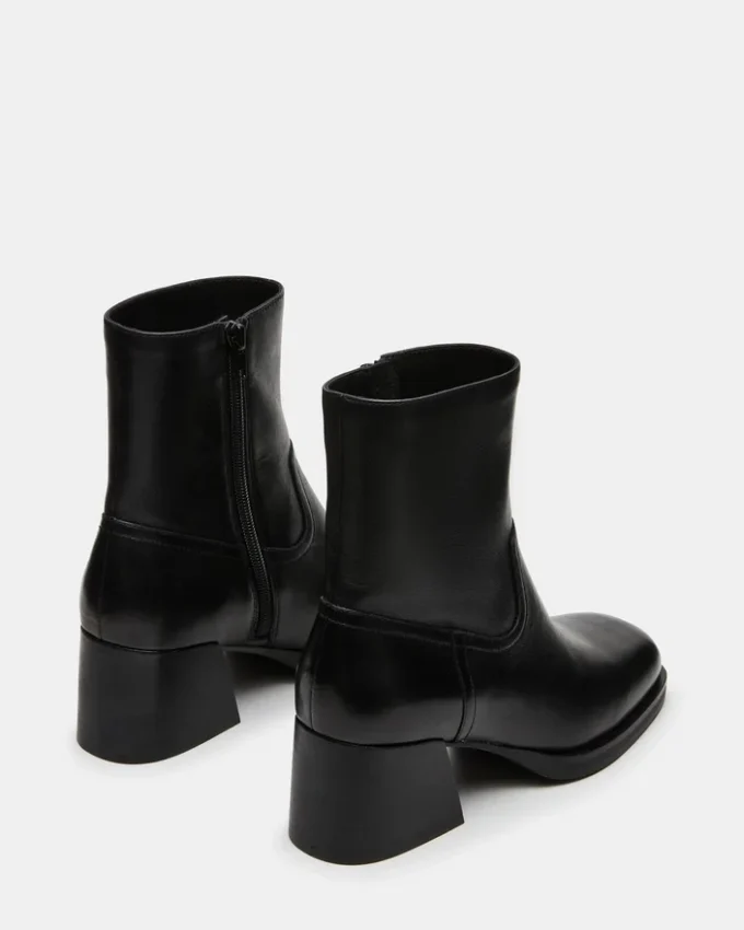 Latches Schwarzes Leder