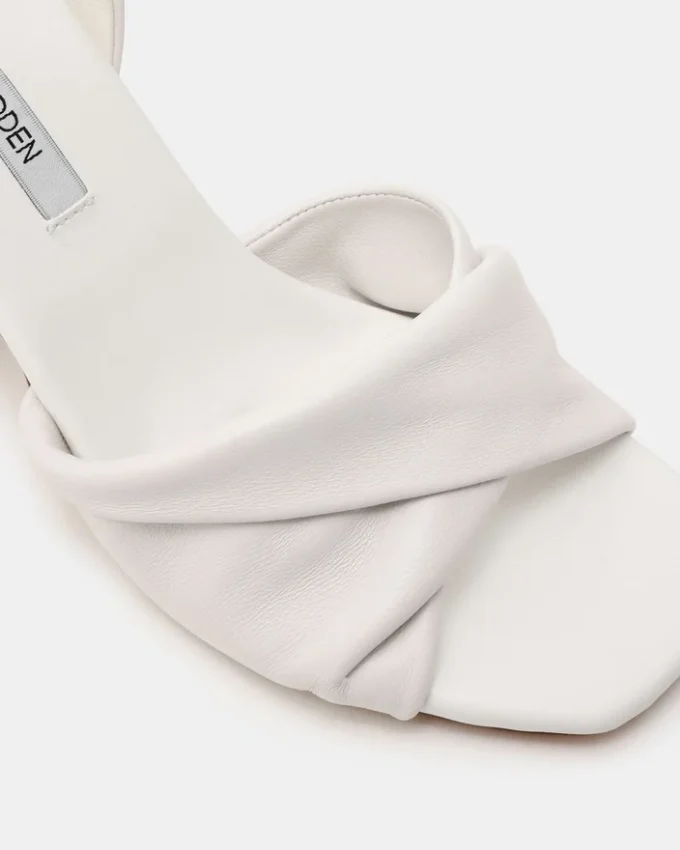 Mandy Weißes Leder Mandy Weißes Leder