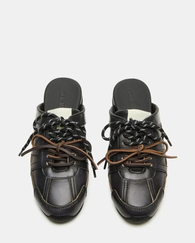 Maysa Schwarz Distressed Maysa Schwarz Distressed