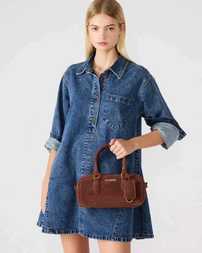 Merit Bag aus kastanienbraunem Wildleder