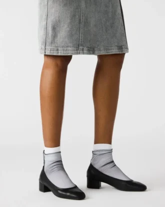 Mollie Schwarzes Leder