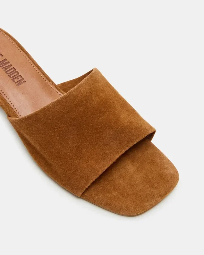 Montgomery Chestnut Suede Montgomery Chestnut Suede
