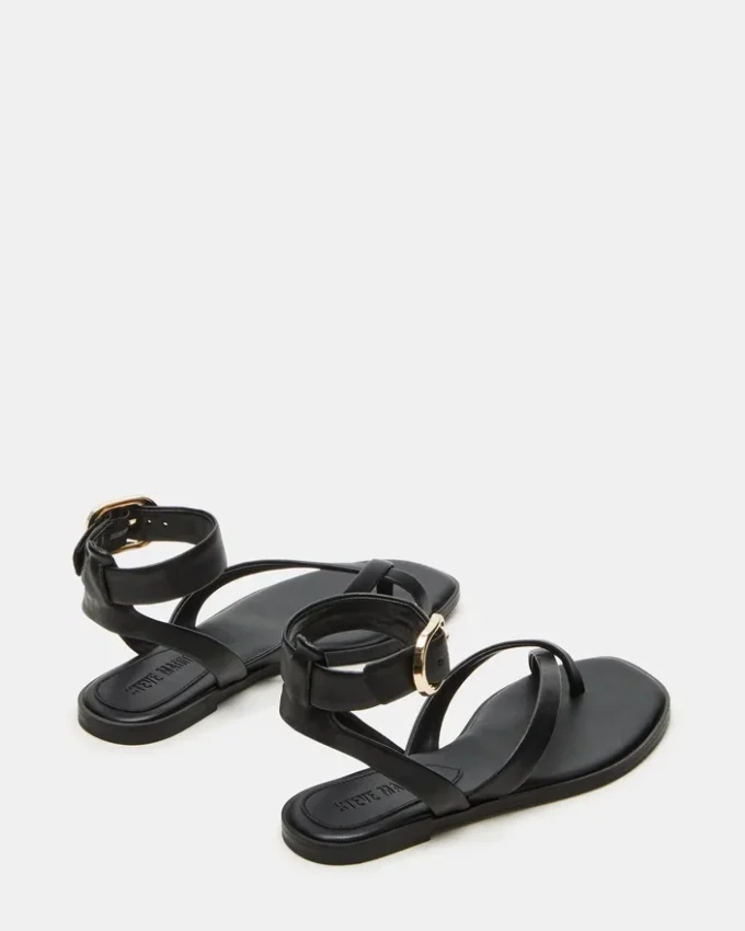 Nashira Schwarz Nashira Schwarz