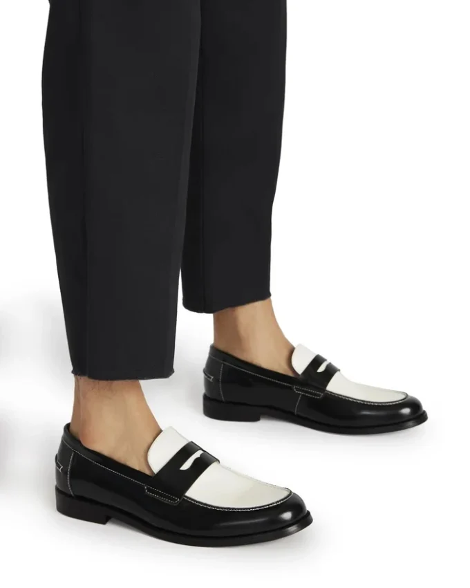 Natan aus weißem Leder