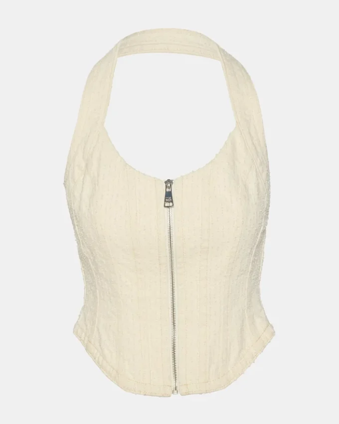 Natasha Korsett-Oberteil in Natur