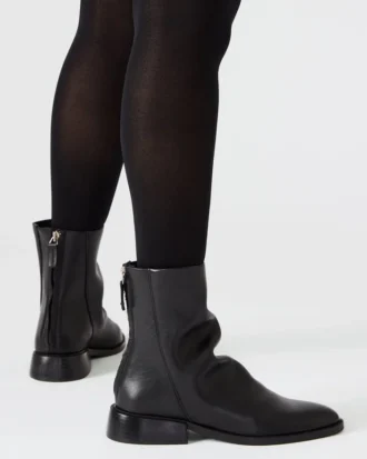 Nexie Schwarzes Leder