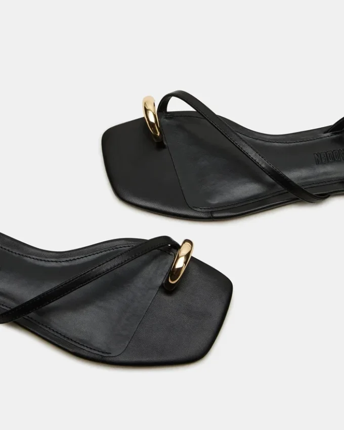 Odyssey Schwarzes Leder