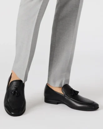 Ondre Schwarzes Leder