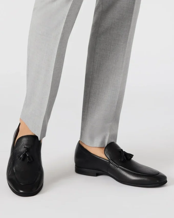 Ondre Schwarzes Leder