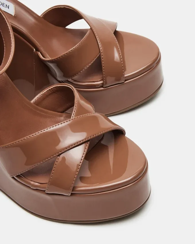 Pinnacle Camel Lack Pinnacle Camel Lack