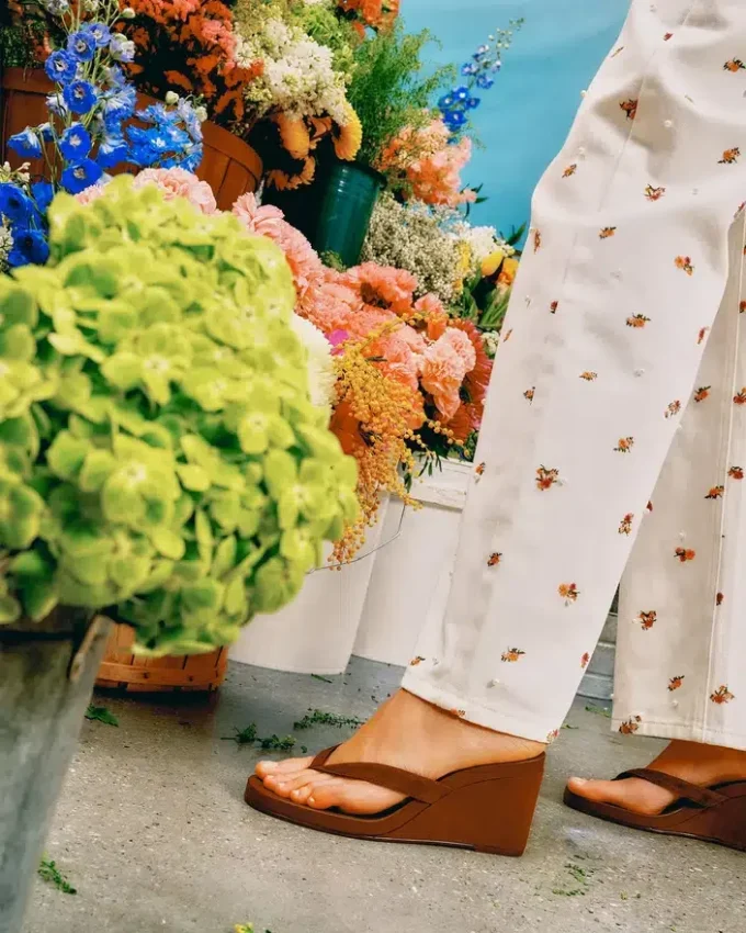 Playing Brown Suede Playing Brown Suede