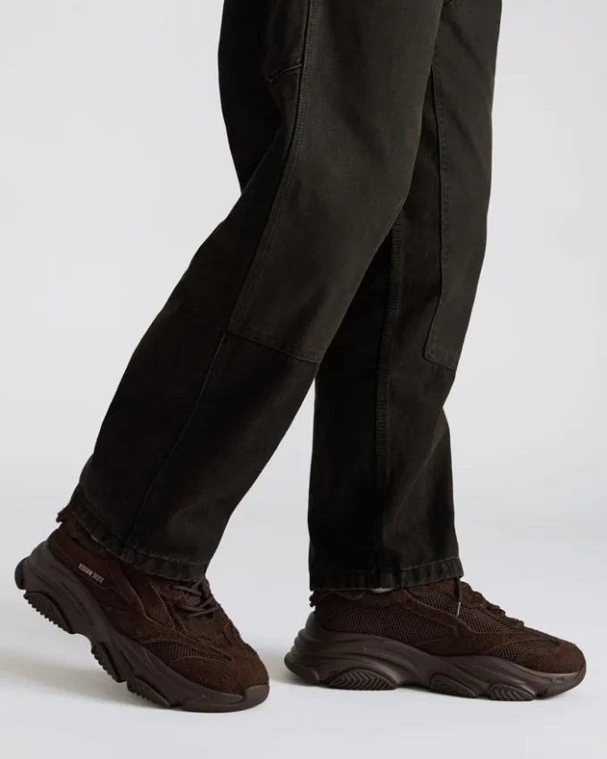 Possess Braunes Wildleder