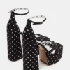 Retro Weiß/Schwarz mit Polka-Dots Retro Weiß/Schwarz mit Polka-Dots