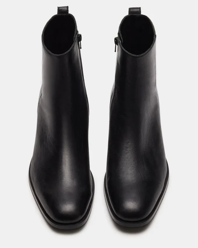 Richie Schwarzes Leder