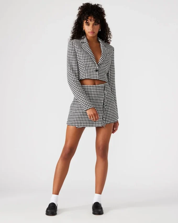 Rupi Kurzer Blazer Schwarz/Weiß Rupi Kurzer Blazer Schwarz/Weiß