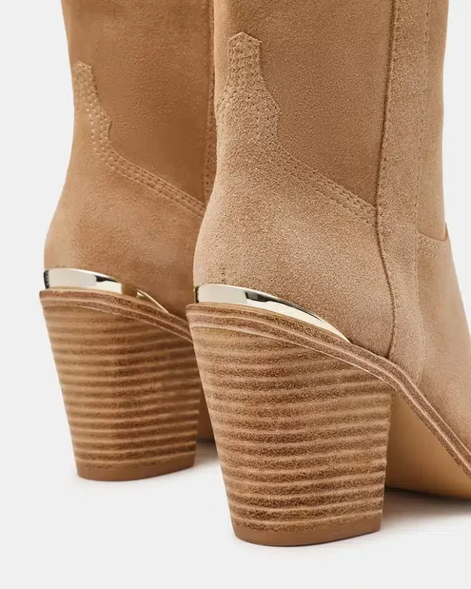 Sally Sand Suede Sally Sand Suede