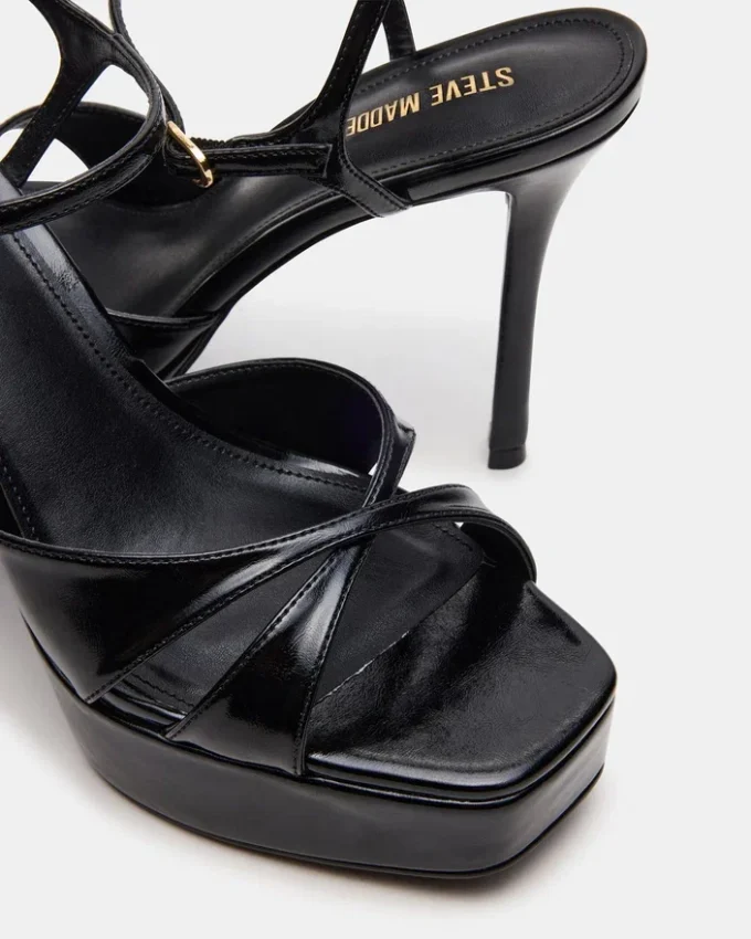 Scharlachrot-Schwarz