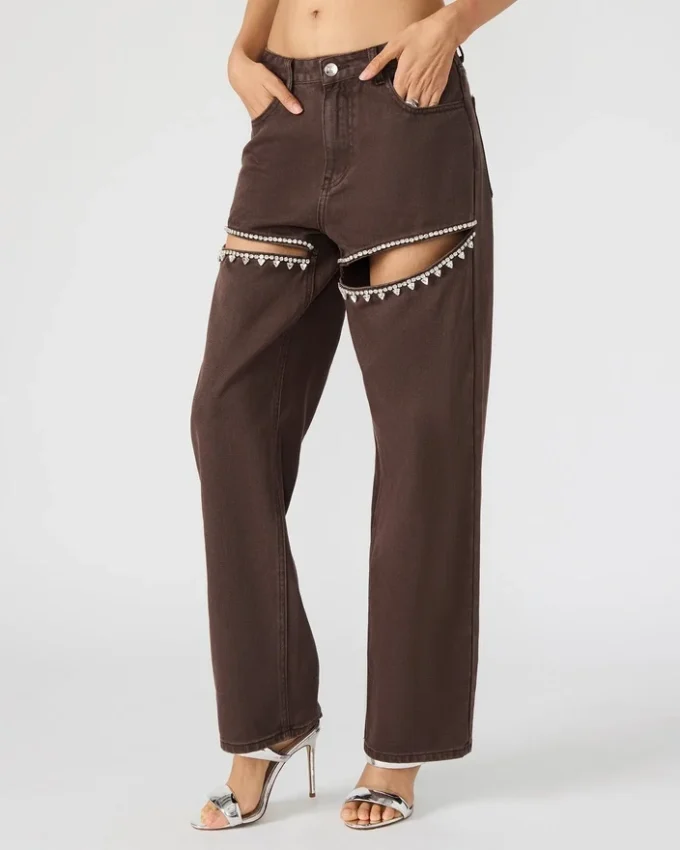 Taylor Jean Kakaobraun Taylor Jean Kakaobraun