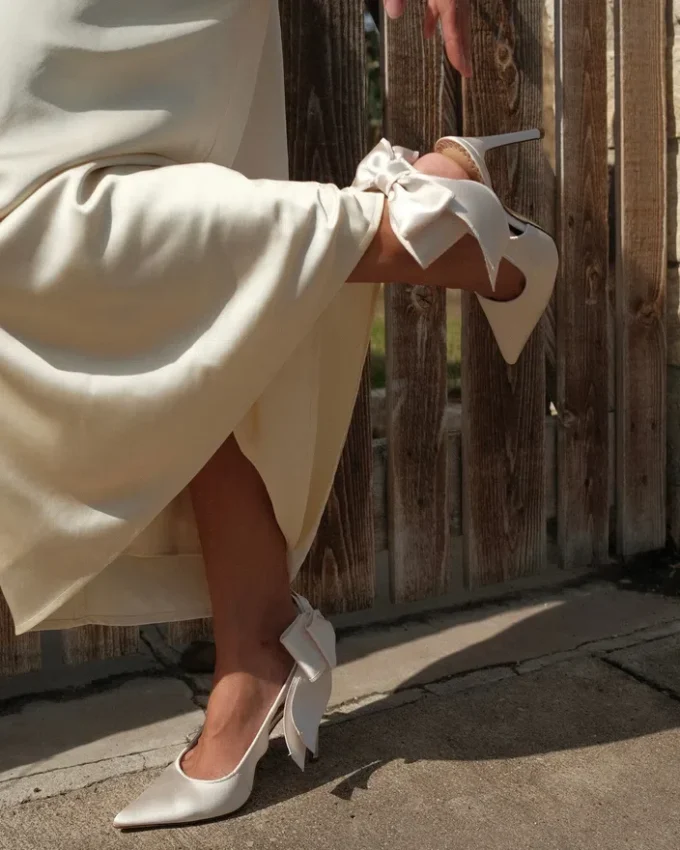 Teacup Elfenbein-Satin