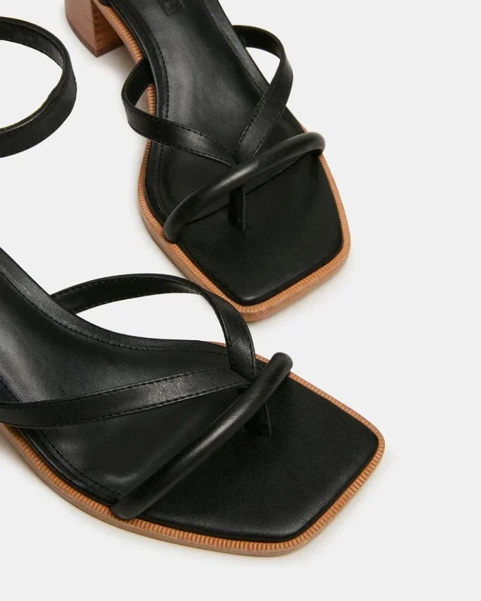 Tilly Schwarzes Leder