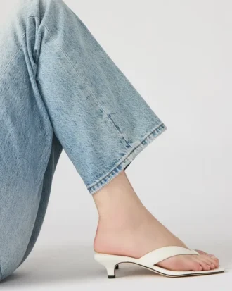 Tracie Weißes Leder