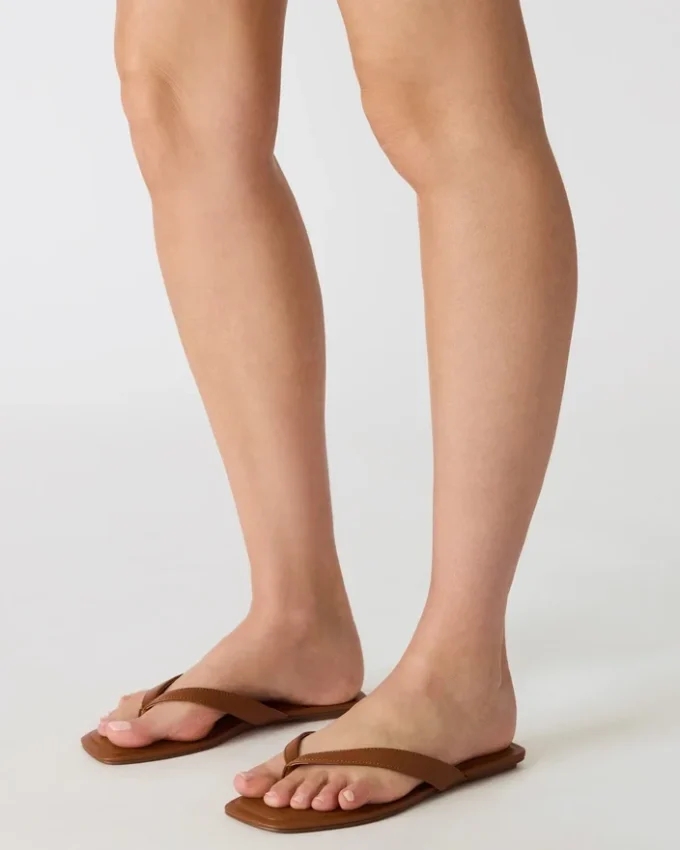 Trella aus hellbraunem Leder Trella aus hellbraunem Leder